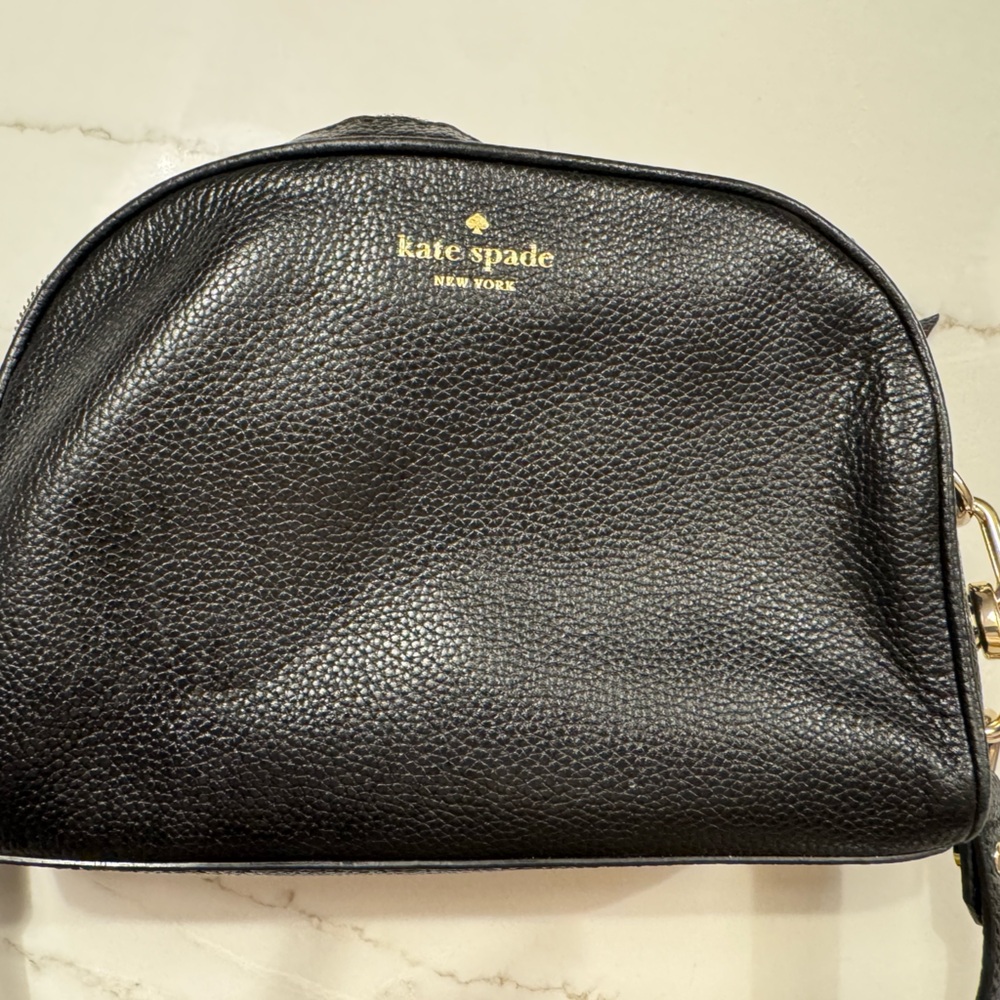 Barely used Kate Spade crossbody.
